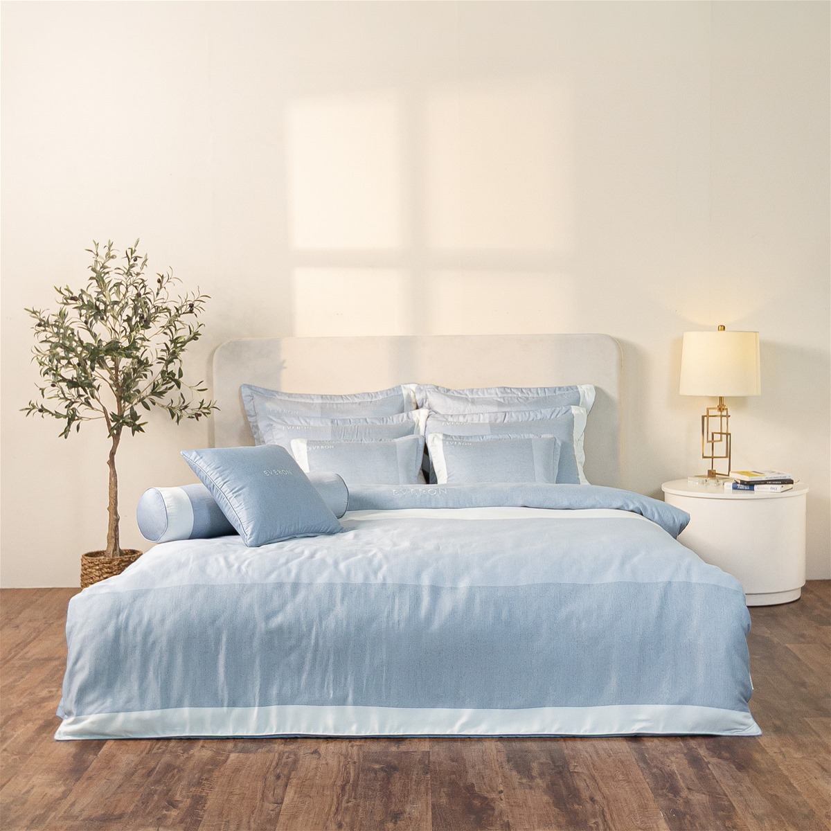 Ga giường màu xanh pastel