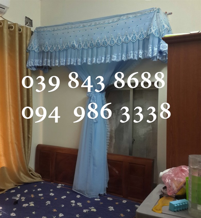 màn khung xếp gọn xanh ngọc lăp tai nhà
