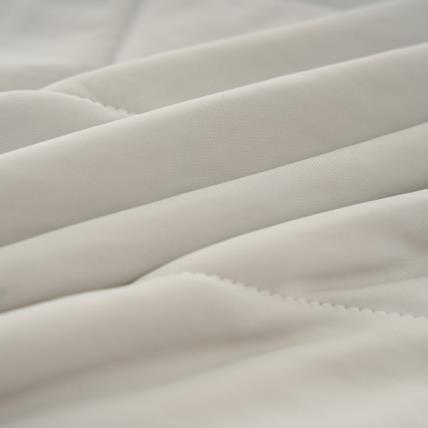 Tấm Trải Làm Mát Everon Frost Yarn